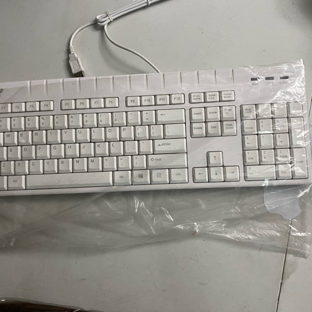 New Howard medical keyboard for computers. Model no: ALB 139UW-HW
